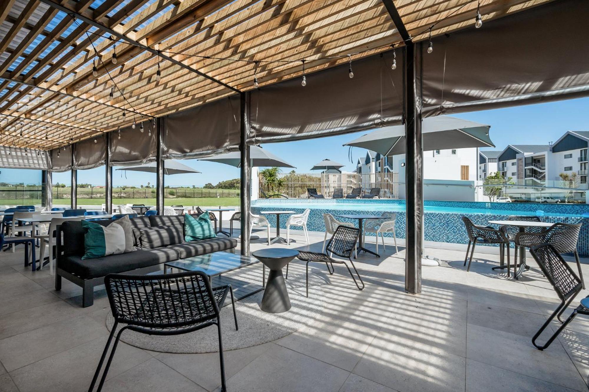 Cozy Modern Apartment At Bellamare Порт-Елізабет Екстер'єр фото